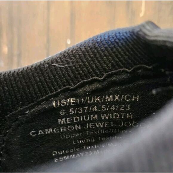 Kenneth Cole Reaction Cameron Jewel Jogger Sneakers Black Size 6.5 Women's - Picture 10 of 12